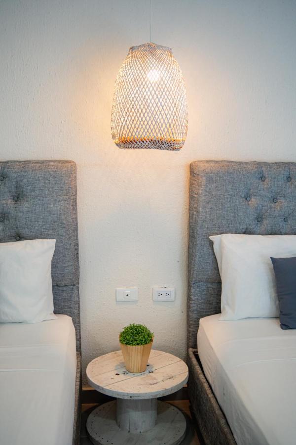 Hotel Adaz Mediterraneo ซันตามาร์ตา ภายนอก รูปภาพ