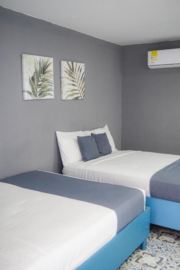 Hotel Adaz Mediterraneo ซันตามาร์ตา ภายนอก รูปภาพ